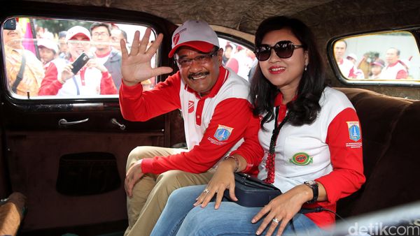 Wagub Djarot Napak Tilas dengan Mobil Bung Karno