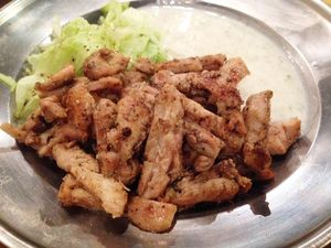 Yalla: Gurih Enak Menemen dan Ayam Bakar khas Timur Tengah