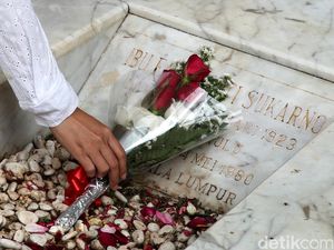 Ziarah Makam Pahlawan Fatmawati