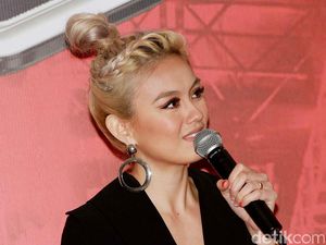 Kesedihan Agnez MO di Video Musik Sebuah Rasa