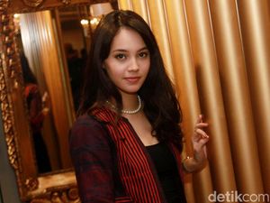 Sebentar Lagi Skripsi, Anggika Bolsterli Kurangi Syuting Sebentar Lagi Skripsi, Anggika Bolsterli Kurangi Syuting