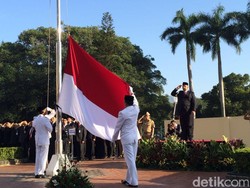 Dirut PLN Pimpin Upacara Kemerdekaan di Kementerian BUMN