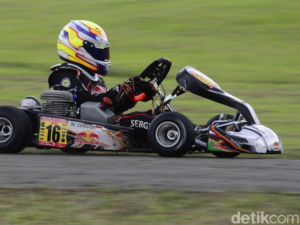 Sergio Tercepat di Putaran Lima Eshark Rok Sentul