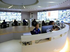 Command Center, Fasilitas Baru di Surabaya yang Menjadi Mata dan Telinga Risma