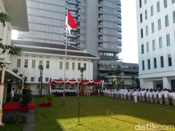 Kementerian ESDM Gelar Upacara, Luhut Titip Sambutan