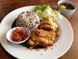 Jawa Barat Punya Sangu Tutug Oncom dan Nasi Jamblang yang Sedap