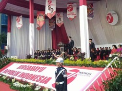 Menkum HAM Yasonna Pimpin Upacara Perayaan Hari Kemerdekaan di Kantornya