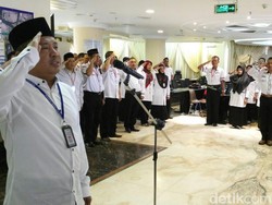 Perayaan HUT RI ke-71 Menambah Semangat Petugas Layani Jemaah Haji