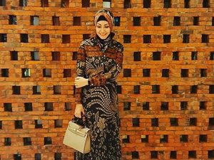 Foto: Inspirasi Busana Kondangan dari Selebriti Berhijab