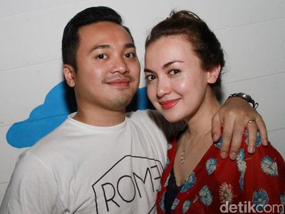 Keserasian Rianti Cartwright dan Cas Alfonso