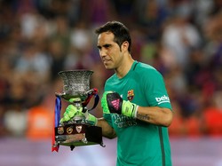 Claudio Bravo Menanti Panggilan dari Barcelona