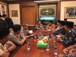 Kapolri Merapat ke Kantor PBNU