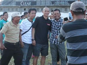 Kurniawan Siap Maju Jadi Calon Ketum PSSI Kurniawan Siap Maju Jadi Calon Ketum PSSI