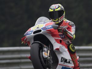 Iannone Lewatkan Balapan di Motegi