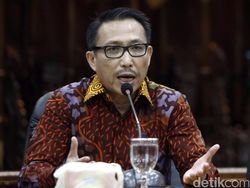 Berterima Kasih ke Mega, Herman Hery Terharu Tinggalkan Komisi III DPR