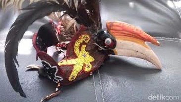 2 Kepala Burung Enggang Diamankan Dari Seorang Pekerja Seni Di