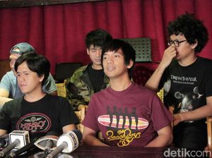 Lirik dan Chord Tak Pernah Rela oleh dMasiv