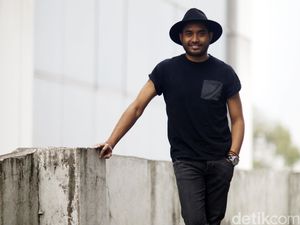 Rayen Pono Bawakan Lagu Gagal Move On Ciptaan Badai