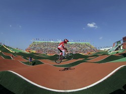 Jatuh dan Cedera, Toni Tak Berhasil Jejak Semifinal