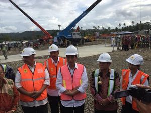 Jokowi: Masalah Kita Kemiskinan, Kesenjangan, dan Ketimpangan Antar Kawasan