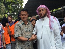 Tahu Mobilnya Dicuri, Syeikh Ali Jabber Hanya Senyum dan Bilang Alhamdulillah