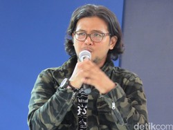 Ramon Y. Tungka: Datsun Kecil-kecil Cabe Rawit