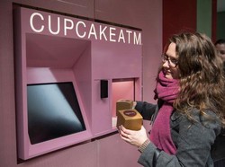 Kepiting Hidup hingga Mashed Potato Bisa Dibeli di Vending Machine (1)