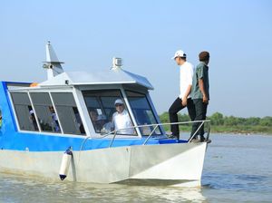 Menristek Nasir Uji Coba Kapal Baja Pelat Datar Made in Tangerang Menristek Nasir Uji Coba Kapal Baja Pelat Datar Made in Tangerang