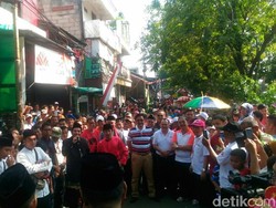 Solusi untuk Kali Sentiong yang Bersampah, Warga Tanah Tinggi Gelar Lomba Mancing