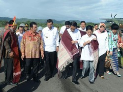 Kunjungi Sumut, Jokowi Groundbreaking Perluasan Pelabuhan Sambas Sibolga
