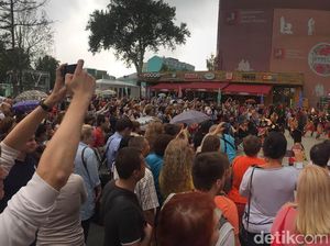 Festival Indonesia Dibuka, Ribuan Warga Rusia Penuhi Hermitage Garden