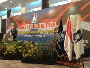 Kongres BM PAN Dibuka Hari ini, Dihadiri Amien Rais dan Zulkifli Hasan Kongres BM PAN Dibuka Hari ini, Dihadiri Amien Rais dan Zulkifli Hasan