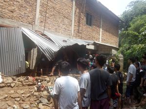 Keluarga Terakhir Bertemu Dursen Jumat Dini Hari, Mengira Korban Pergi Kerja