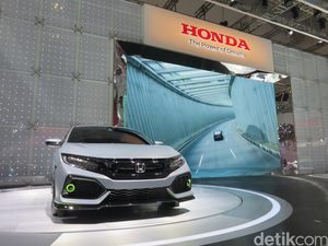 Honda Civic Hatchback Turbo Cukup Menggoda Saat Lebaran 2017