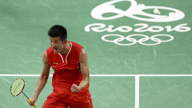 Chen Long merupakan peraih medali emas Olimpiade Rio de Janeiro 2016.