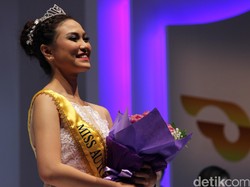 Si Cantik dari Toyota Terpilih Jadi Miss Auto Show 2016