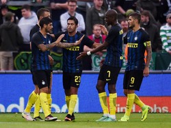 Terkait Banega, Pelatih Argentina Beri Saran untuk De Boer