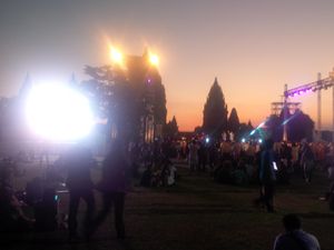 Cerita Cinta Kahitna Tutup Prambanan Jazz 2016