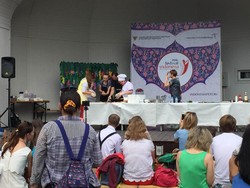 Warga Rusia Antusias Belajar Masakan dan Bahasa Indonesia