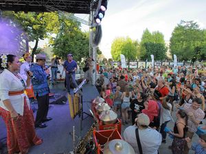 Dangdut Sampai Poco-poco Goyang Festival Indonesia di Moskow