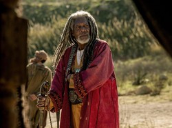 Penampilan Gimbal Morgan Freeman di Film Terbaru