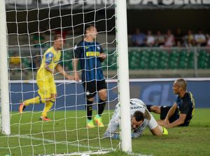 Inter Kalah, Handanovic Marah Inter Kalah, Handanovic Marah