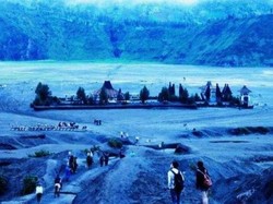 Mengenal Pura Luhur Poten, Tempat Ibadah Suku Tengger di Bromo