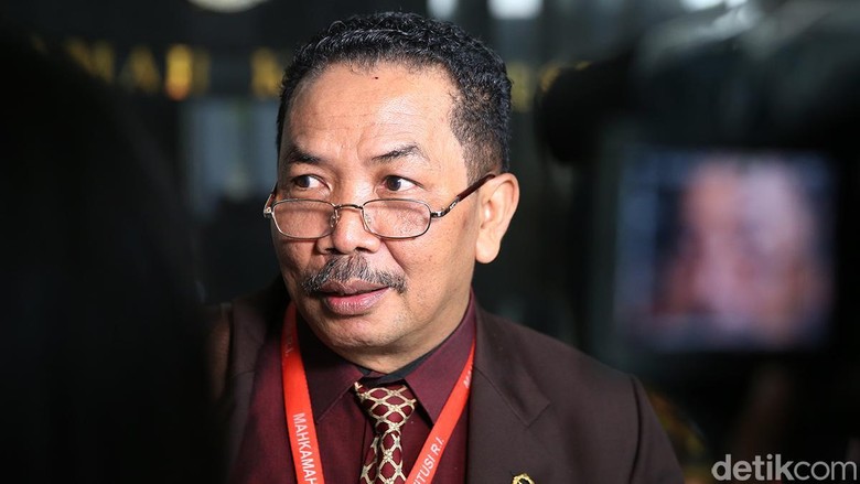 Hakim Binsar Usulkan Tes Keperawanan Sebelum Menikah