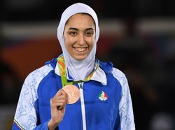 Cetak Sejarah, Pertamakalinya Hijabers Iran Raih Medali di Olimpiade