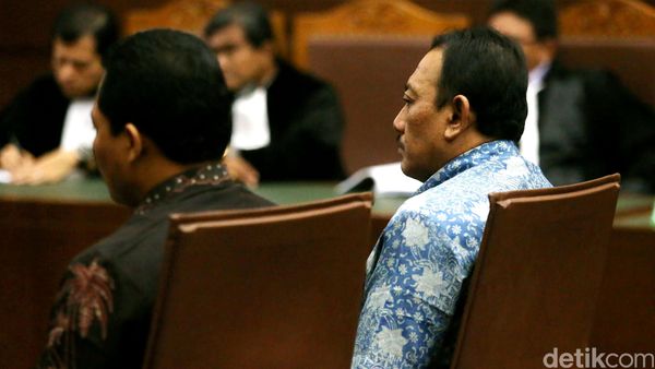 Sidang Tuntutan Sudi Wantoko dan Dandung Pamularno