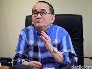 Ruhut Sitompul Ngaku Sudah Minta Maaf soal Kasus Meme Anies yang Diduga Rasis Ruhut Sitompul Ngaku Sudah Minta Maaf soal Kasus Meme Anies yang Diduga Rasis
