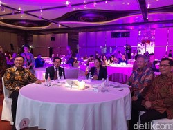 Menteri Rini, OJK dan Bank BUMN Sosialisasi Tax Amnesty di Hong Kong