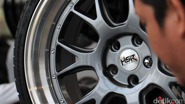 Ban Tertipis di Indonesia