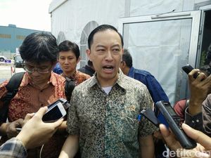 Bolak Balik Disebut Gibran saat Debat Cawapres, Ini Profil Tom Lembong Bolak Balik Disebut Gibran saat Debat Cawapres, Ini Profil Tom Lembong